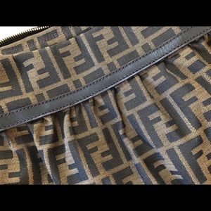 Meet your Posher, Priscilla